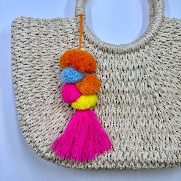 Woven Straw Tote / Beach Vacation Purse Handbag - Picture 2 of 7
